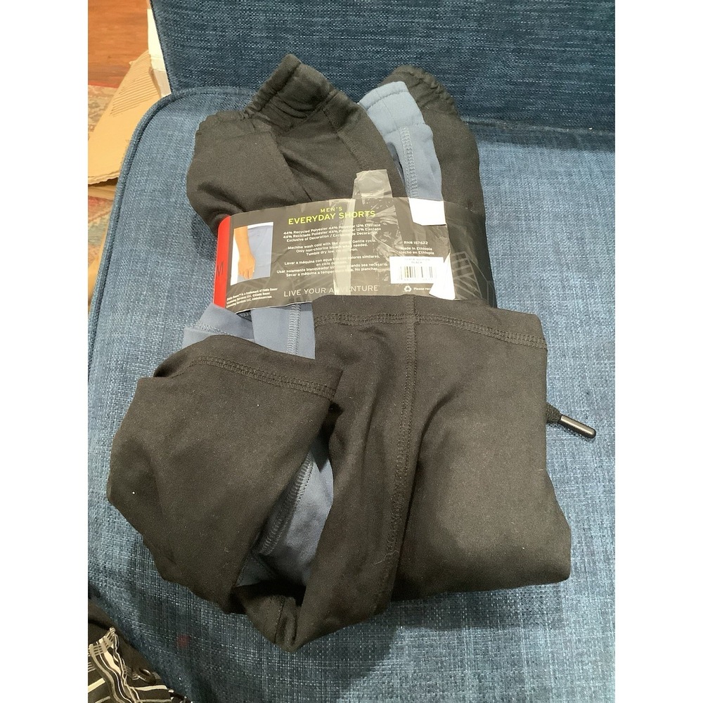 Eddie Bauer Men's 2-Pack Everyday Shorts Black/Blue, Lounge Zip Pocket, M - Picture 2 of 3
